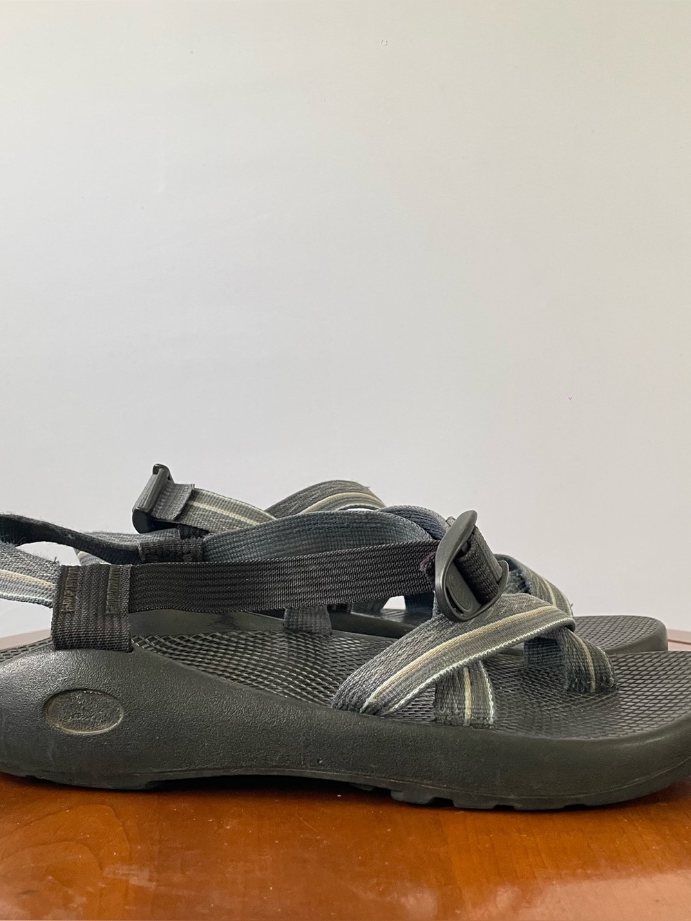 Chaco Z/2 Gray Striped Men’s Hiking Sandals | US 10